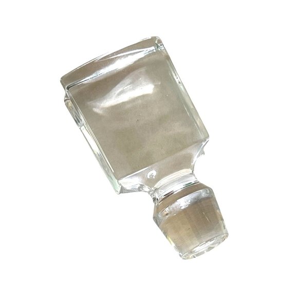 Crystal Liquor Decanter and Stopper Vintage Glass 12" x 4.5" 24 oz - Picture 8 of 9